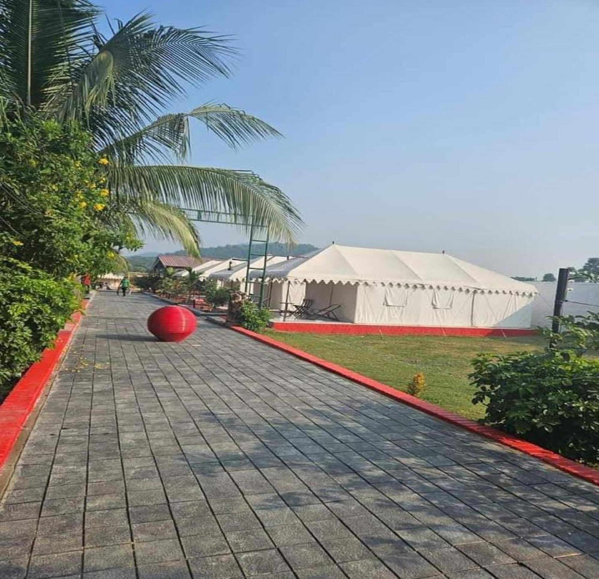 Green Point - Hotels And Resorts In Angul Buitenkant foto